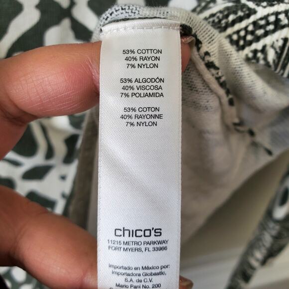 Chico's Cowl Neck Asymmetric Hem Sweater L 2 Paisley Gray White Artsy Lagenlook - Picture 4 of 9